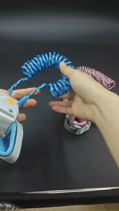 Siap Pakai 2 Meter Tali Keamanan Anak Reflektif Tahan Malam Kunci Sensor Cepat Dibuka