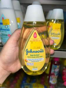 Johnson Top To Toe Hair and Body Baby Bath 200 ml 100 mlKuning - Sabun Plus Shampoo Bayi