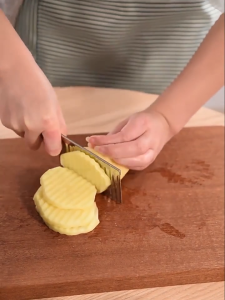 MONZA มีดหั่นมันฝรั่ง มีดหั่นผัก ตัดเฟรนซ์ฟราย แบบหยัก No.Y2300