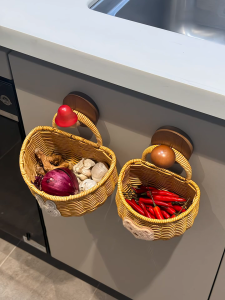 Kitchen Bamboo Woven Basket Garlic Storage Handheld Vintage Wall Hanging Basket Small Flower Basket Imitation Vine Weaving