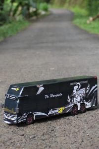 promo spesial miniatur bus akap nada basuri haryanto warna hitam+ungubiruhijau pink dan putih ful variasi