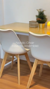 FairCraft Modern Dining Chair Plastic Chair Ergonomic Backrest Wooden Legs Minimalist Nordic Chair Comfortable Home Office Study Room Living Room Furniture