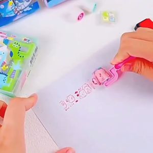 Small Wheel Seals Cute Cartoon Roller Seal Stamps Art Craft DIY design Kids Toy art supplies Childrens gift stationery TT42