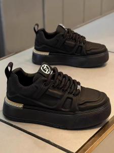 Mens Summer Sport Work Shoes Waterproof Casual Leather Shoes Black Board Shoes Labor Protection Shoes Comfortable Breathable