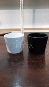 White/Black Straight Line Design Ceramic Pot 白/黑直线设计陶瓷盆 (PL11001WH/PL11001BK)