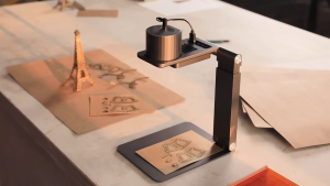 LaserPecker LP1 Pro Laser Engraver for Beginners Mini Diode Wood Leather Felt Laser Engraver Portable Small Laser Engraving Machine Suit Set with Laser Safety Glasses + Auto-focus Stand