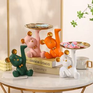 DT59-239 โมเดล Cool bear ถือถาด