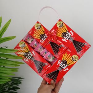 Snack Pocky bentuk love yupi coklat chocolate Strawberry hadiah kado gift hampers box valentine ulang tahun wisuda natal hari guru kelulusan kenaikan kelas anniversary sidang pacar teman anak cewek cowok unik murah lucu