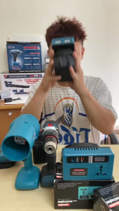 Đế Chuyển Nguồn 21V-220V Dùng Chân Pin Phổ Thông M21 CÓ ĐÈN LED TRỢ SÁNG Công Suất 150W 2 Công Tắc