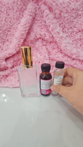 หัวเชื้อน้ำหอมเข้มข้น100%กลิ่นจาดอร์(JADOR)