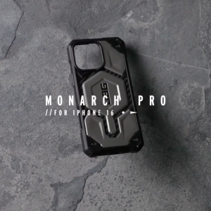 UAG iPhone 16 Pro Max Monarch Pro MagSafe Bundle - Carbon Fiber/Black Stand