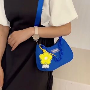 Thinggthing พร้อมส่งจากไทย💥 กระเป๋าสะพาย ผ้าไนล่อน กระเป๋าถือ 🎉แถมฟรี สายโซ่ + พวงกุญแจดอกไม้ คุ้มมากกก🔥