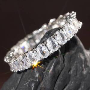 Huitan Shiny Women Ring Simple Style Finger Accessories Wedding Party Engagement Inlaid Oval Cubic Zirconia Trendy Daily Jewelry