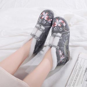 Fall and Winter New Arrival Shoes for Han Chinese Clothing Woolen Cotton Shoes Fur Mouth Embroidered Slippers Womens Home Outdoor Fashion Outwear Womens Cotton Shoes