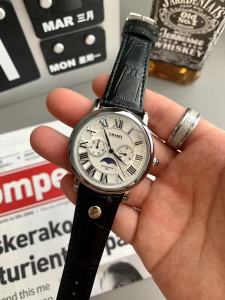 Business Trends Watch Mens Leather Belt Multi-Functional Fashion Retro Roman Scale Sun Moon Star Quartz Watch Student