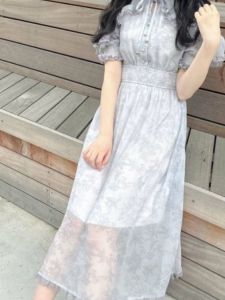 ชุดเดรสผ้าตาข่ายบางพิมพ์ลายสไตล์ญี่ปุ่นพร้อมเข็มขัด กระโปรงทรงเอแขนสั้นคอตั้ง