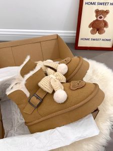 Womens Winter Thick Bottom Snow Boots Fleece Lined Leather And Fur Bread Shoe Warm Northeast Cotton Shoe Butterfly Knot Casual Short Boot