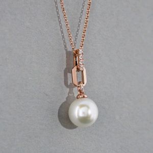 CHOW SANG SANG 周生生 18K Rose Gold Diamond & Freshwater Pearl Necklace for Women 47cm 95297U
