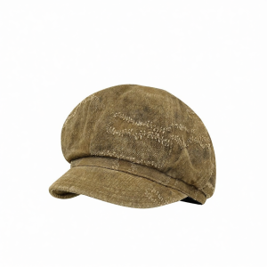 Vintage Aged Beret Styling