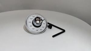 KUNCIP PAS TORQUE MOMEN 1/2 INCH PORTABLE GASKET RODA MOBIL