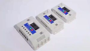 Original 30A Solar Charge Controller 12V/24V Solar Panel Regulator with 4 USB Ports