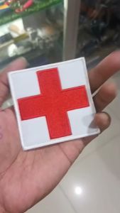Tec40 VELCRO PATCH RED CROSS SQUARE กาชาด กู้ภัย กู้ชีพ อาร์ม ตีนตุ๊กแก ไรท์สาระกับครูแว่น Tec40store