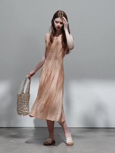 Đầm Ép eo Phong cách Pháp Elegance màu Đào Hồng từ Linen và Lyocell