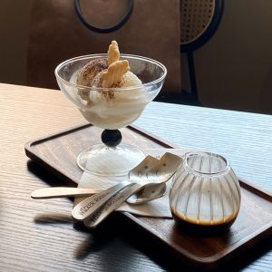 Retro High Borosilicate Glass Cup Creative Dessert Cup Heat Resistant Stemmed Water Glass Vintage Style round Shape Drinkware