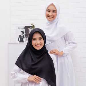 KERUDUNG SEKOLAH SEGI EMPAT SMA PUTIH TERBARU BAHAN ADEM / HIJAB POLOS SEKOLAH SEGI EMPAT SMP SMA