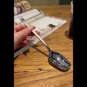 [HCM] Thìa Muôi Lỗ / Vá Múc Canh Inox 304 Mạ Vàng Bạc Cao Cấp -Hesede