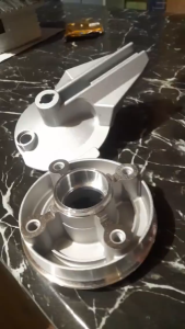 【24H SHIP】brakepanel wave 125 s and flange hub left and right Motorcycle Rear Flange Hub For XRM110/WAVE110