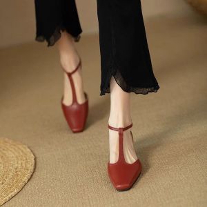 New Retro French Mary Jane T-Strap Cat Heel Sandals Leather Hollow out Head Low Cut Fashionable Single Shoes for Young Women