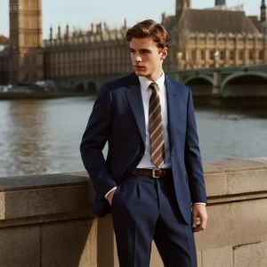 เสื้อเบลเซอร์สีน้ำเงินกรมท่าสำหรับผู้ชาย ชุดสูทสำหรับธุรกิจ งานแต่งงาน งานอีสเตอร์ งานเลี้ยงวันเกิด ของขวัญ ชุดไปโบสถ์ ชุดไปเล่นเปียโน ชุดลำลองสีดำ