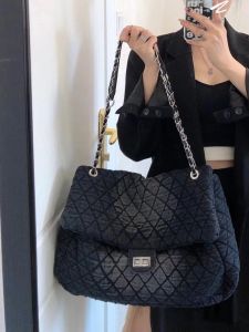 Water-Media Denim Roaming Bag Womens Short-Trip Crossbody Bag Single-Shoulder Casual Simple Style Canvas Interior Soft Handle