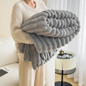 GUANGMANZHI | Chiếc Chăn Lông Thỏ Flannel Coral Fleece Đầy Đặn