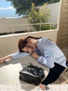 NIHAOKANONG | Áo Blouse Tay Dài Trang Trí Nơ Cổ Búp Bê