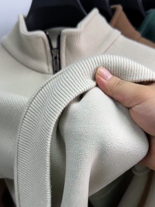 Plucked Korean mens hoodie with winter fashion and casual stand up collar zipper solid color warm long sleeved T-shirt