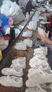 <1118> รองเท้าสีขาวสำหรับเด็ก 2024 รองเท้าผ้าใบเด็กผู้ชายรุ่นใหม่พื้นนิ่มแฟชั่นรองเท้าชั้นเดียวสำหรับเด็กกลางและใหญ่รองเท้าลำลองสำหรับนักเรียนชั้นประถมศึกษา