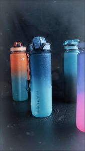 Botol Air Minum Olahraga Gradasi Tumbler Dua Warna Viral 1 Liter Transparan Gantungan Tali-YY-561