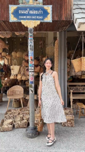 MccA11-1 เดรสยาวผ้าพริ้ว เดรสสายเดี่ยวลายเส้น สไตล์มินิมอล