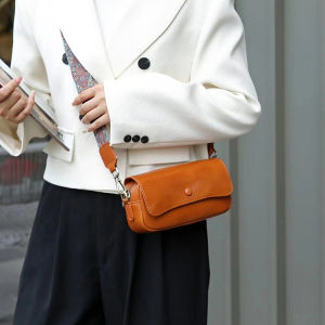 พาดลำตัวหนังวัวแท้แฟชั่นกระเป๋าสะพายไหล่สำหรับผู้หญิงกระเป๋าถือของผู้หญิงกระเป๋า สี่เหลี่ยม ขนาดเล็ก 9277