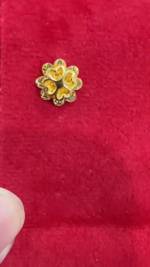 Poh Heng Jewellery 22K Heart Petal Earrings in Yellow Gold[Price By Weight]