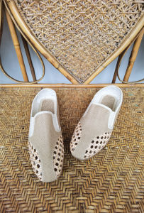 Giày Nam Đế Mềm Thoáng Khí Bằng Vải Lanh Đan Rỗng Mùa Hè Đế Bằng Bằng Cao Su Mũi Nhọn Giày Thể Thao Thường Ngày