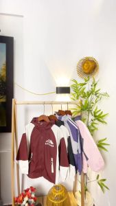 Áo khoác gió cho bé gái và bé trai 2 lớp 5-12 tuổi chữ B và REFEIN hàng Quảng Châu dáng thời trang