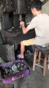 Bát Cước Cải Tiến quốc dân Siêu Bền trục xoay Chống đứt cước máy cắt cỏ