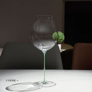 Handblown Soul Cup by Sommelier 0.5mm Lip Edge Wakens 37 Layers of Fragrance Burgundy Black Pinot Noir Crystal Wine Glass