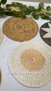 Placemat plismate pismat alas piring gelas rotan Lombok bulat oval