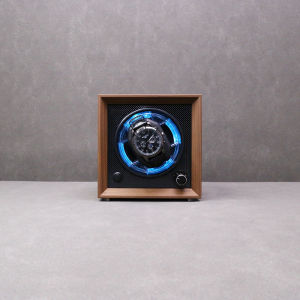 Mini Portable Black Walnut Grain Wood Blue LED Light Silent Watch Winder Automatic Mechanical Watch Shake Box Travel Storage Box
