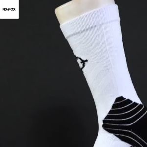 1 pcs not 1 pair Lucky Number Premium Running Basketball Team Number Crew Cotton Sports Socks for men