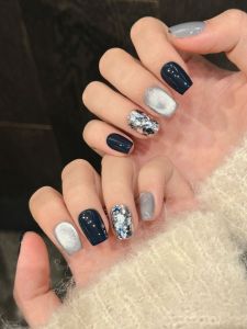 Fall Winter Blue Cat Eye Nail Art Short Luxury Silver Mirror Handmade Wearable Sterilized False Nails Gentle Color Series